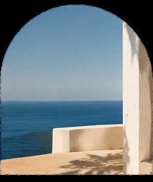 Arche blanche ouverte sur la mer